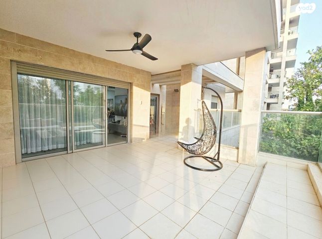 דובה ויצחק שיינפיין 