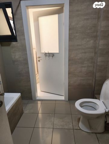 דירה, פסגות אפק, ראש העין