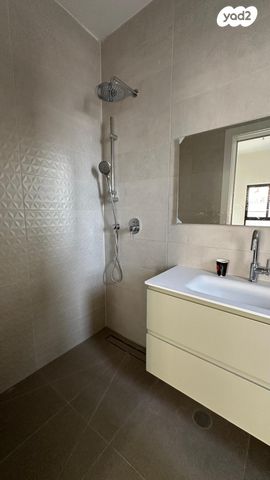 דירת גן, גרין פארק החדשה, הוד השרון