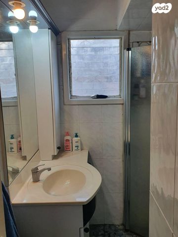 דירה, ליסין 3, חולון