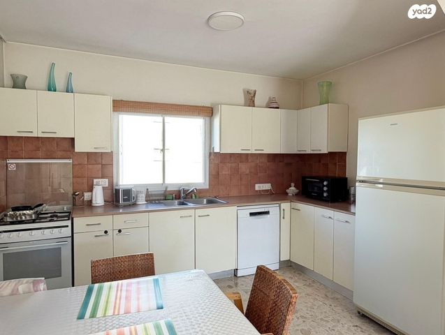 דירה, הנשר, לב הפארק, רעננה