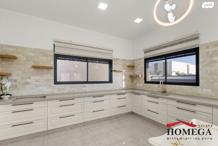 בית פרטי/ קוטג', מיתר / כרמית