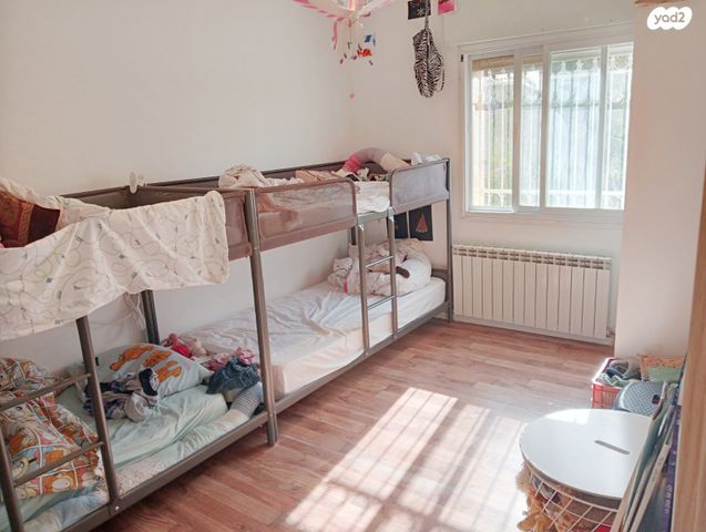 דירה, שכונה ה'-ו', מבשרת ציון