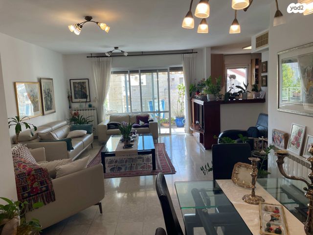 דירה, משה קול, בית הכרם, רמת בית הכרם, ירושלים