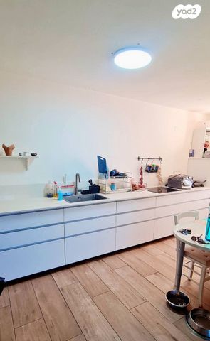 דירה, אבן יהודה