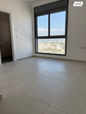 דירה, יעקב פיכמן 5, קרית אילון, חולון