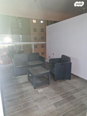 דירה, חזון אי"ש 20, רחובות הצעירה, רחובות