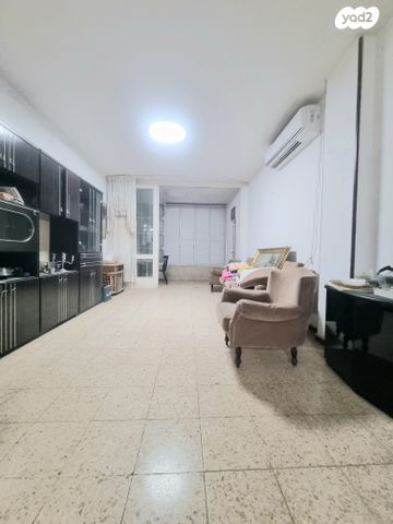 דירה, יהודה הלוי, מרכז העיר דרום, נתניה