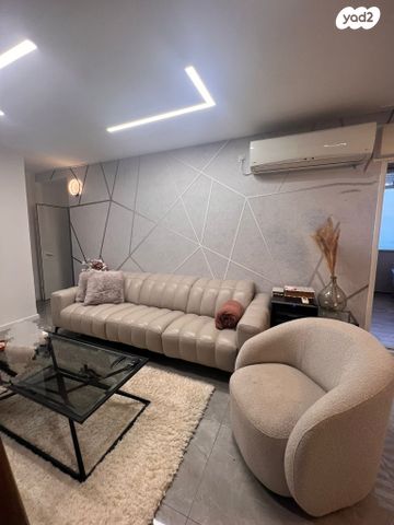 גג/ פנטהאוז, האשל, רמות יצחק, נשר