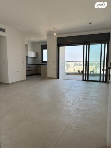 דירה, יעקב פיכמן 5, קרית אילון, חולון