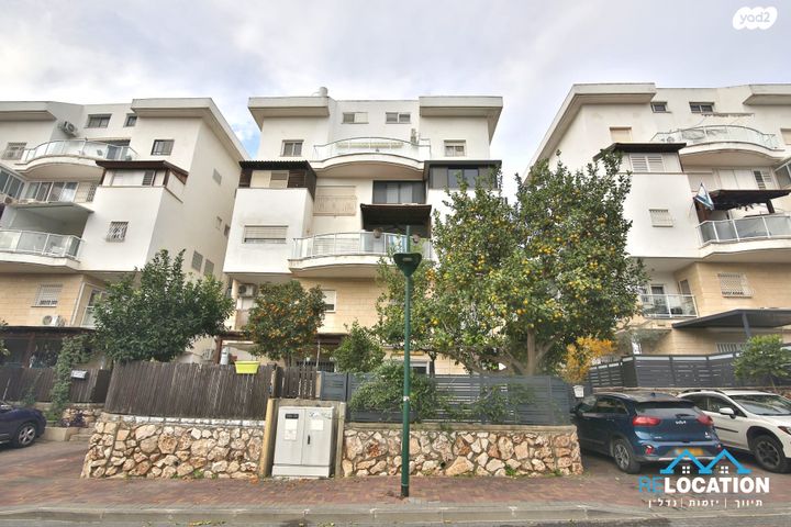 דירת גן, האלה 15, גבעת רם, קרית אתא