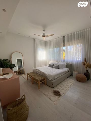 גג/ פנטהאוז, מויאל, גני צהלה, רמות צהלה, תל אביב יפו