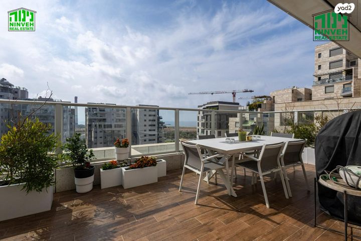 פרופ' יובל נאמן 