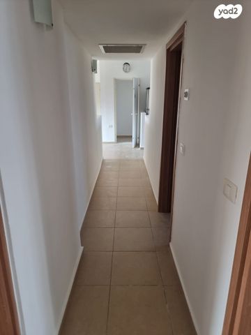 דירה, שדרות ירושלים 1, מרכז העיר דרום, נתניה