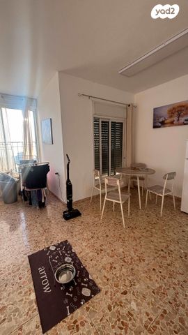 דירה, שדרות אבא חושי, סביוני הכרמל, חיפה