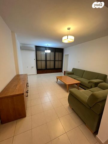 דירה, בית אל 7, שכונת חשמונאים, מרכז העיר א, רמת גן