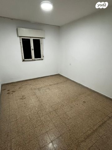 דירה, רבקה ומרדכי גובר, קרית מלאכי