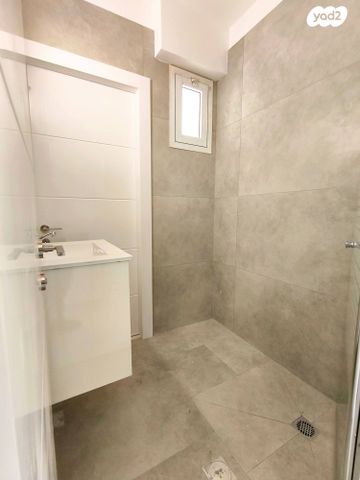 דירה, אבות ישורון, רובע ה', אשדוד