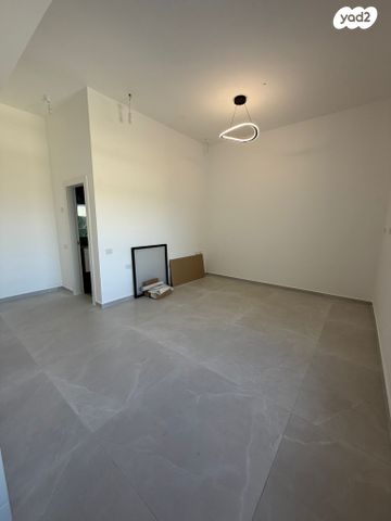 גג/ פנטהאוז, נחל ערוגות, פארק הנחל, באר שבע