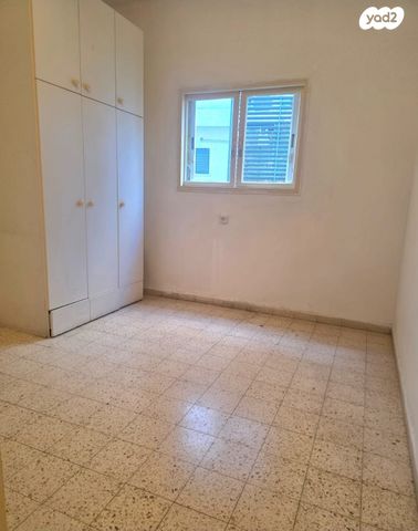 דירה, שלמה קפלנסקי, רמז, מערב ותיק, ראשון לציון