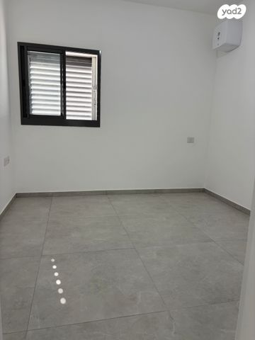 דירה, יעקב פיכמן 5, קרית אילון, חולון