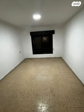 רבקה ומרדכי גובר 