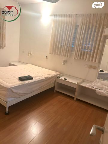 דירה, דרך ראשונים, רמת השרון