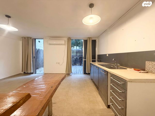 דירה, בן גוריון, הרצליה