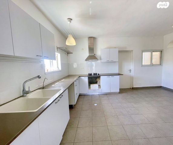 גג/ פנטהאוז, נווה דוד רמז, רעננה