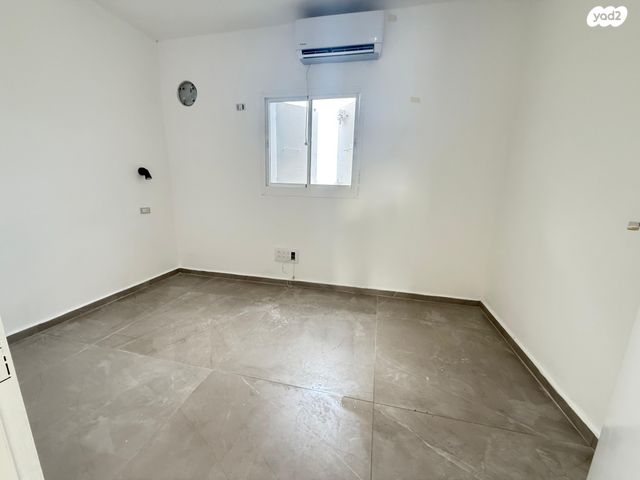 גג/ פנטהאוז, שדרות טרומפלדור, נווה שאנן, חיפה