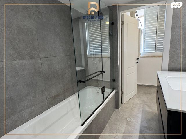 דירה, מאיר גרשון, פסגת זאב, ירושלים