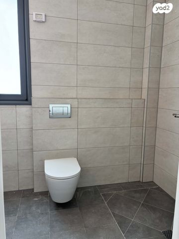 דירה, יעקב פיכמן 5, קרית אילון, חולון