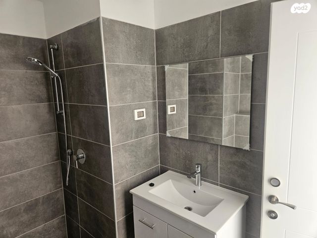 דירה, קרית היובל, ירושלים