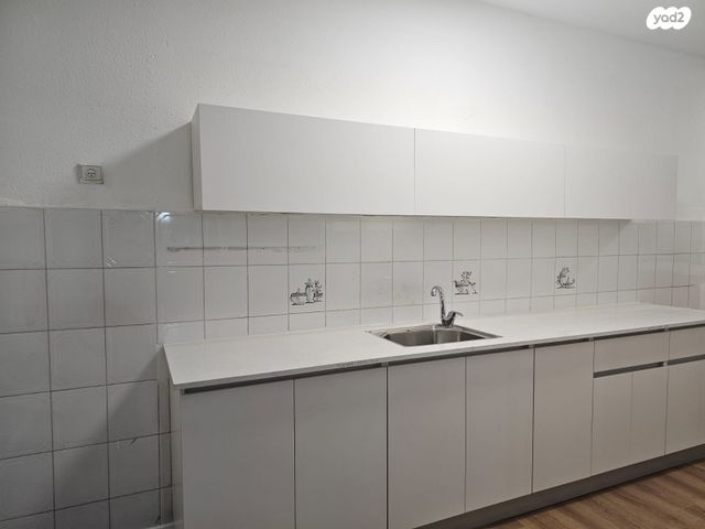 דירה, בר יהודה, דרום מערב ותיק, בת ים