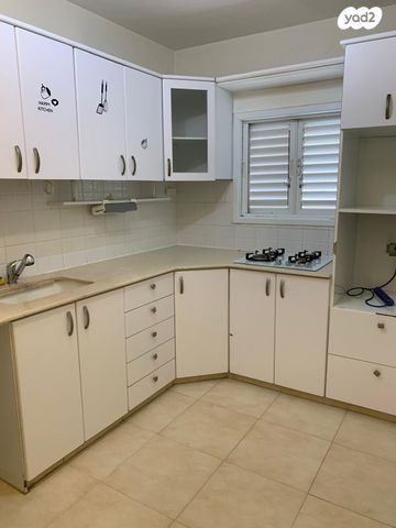 דירה, רמז, מערב ותיק, ראשון לציון