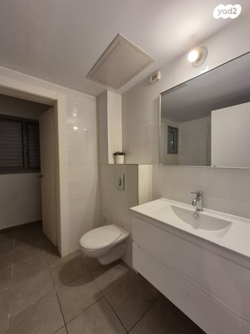 דירה, מורשה, רמת השרון