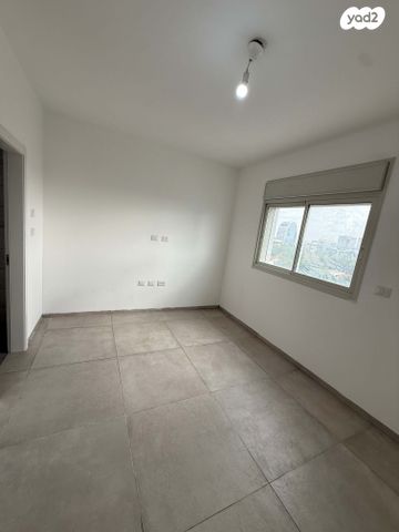 דירה, שיכון דן, נווה דן, תל אביב יפו