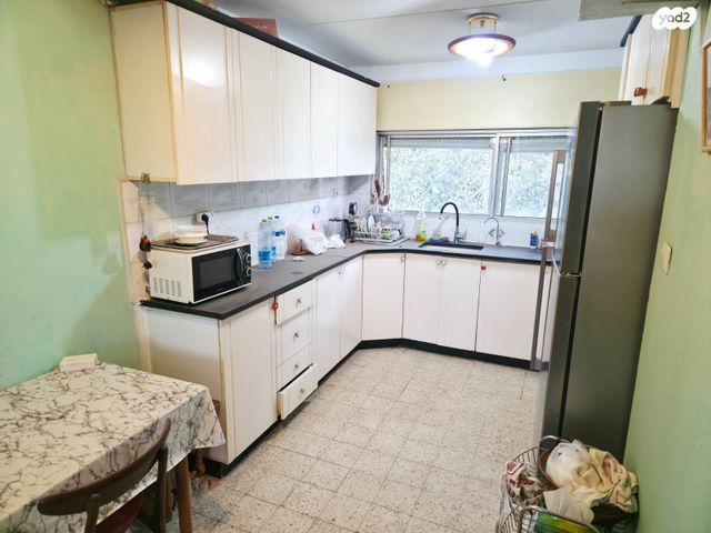 דירה, הכלניות 2, רובע א', אריאל