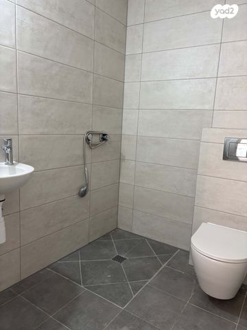 דירה, יעקב פיכמן 5, קרית אילון, חולון