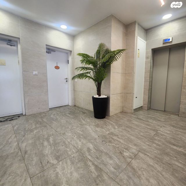 דירת גן, נחל דליות 28, כרמי גת, קרית גת