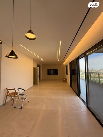 גג/ פנטהאוז, נחל ערוגות, פארק הנחל, באר שבע