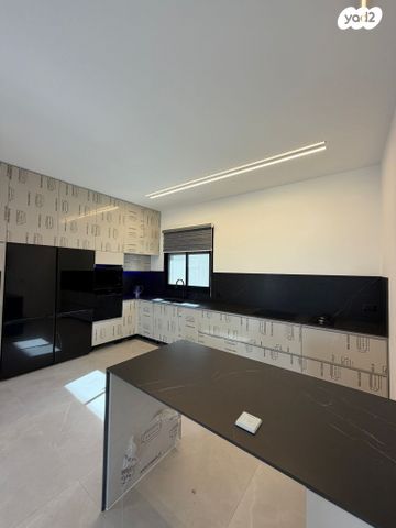 גג/ פנטהאוז, נחל ערוגות, פארק הנחל, באר שבע