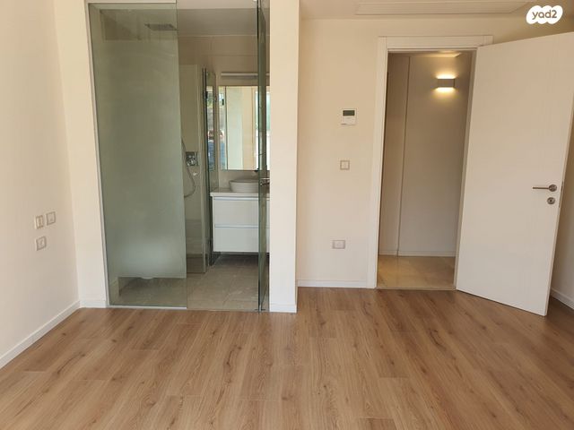 גג/ פנטהאוז, הרצליה ב', הרצליה