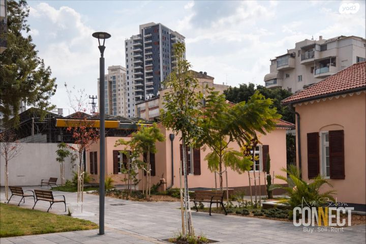 דרך זאב ז'בוטינסקי 10