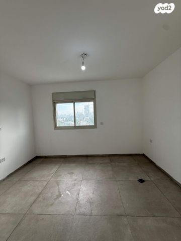 דירה, שיכון דן, נווה דן, תל אביב יפו