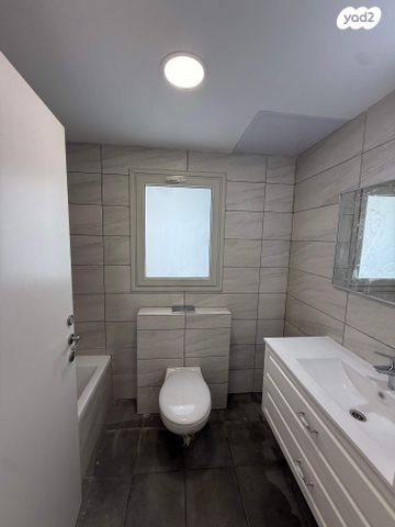 דירה, שיכון דן, נווה דן, תל אביב יפו