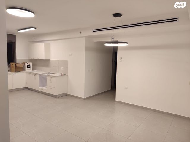 דירה, דרך ארץ, עיר היין, אשקלון