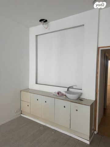 חנויות/ שטח מסחרי, יהודה מרגוזה 9, צפון יפו, המושבה האמריקאית-גרמנית, תל אביב יפו