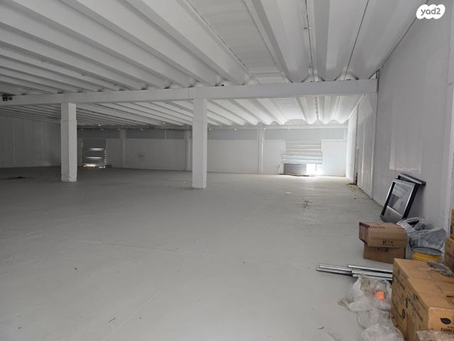 מחסנים, נתיבות