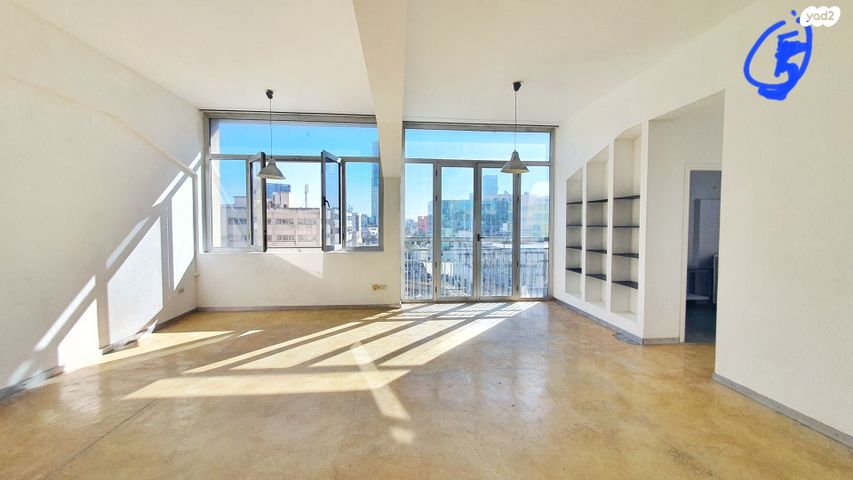 סטודיו, בן אביגדור 16, מונטיפיורי, הרכבת, תל אביב יפו